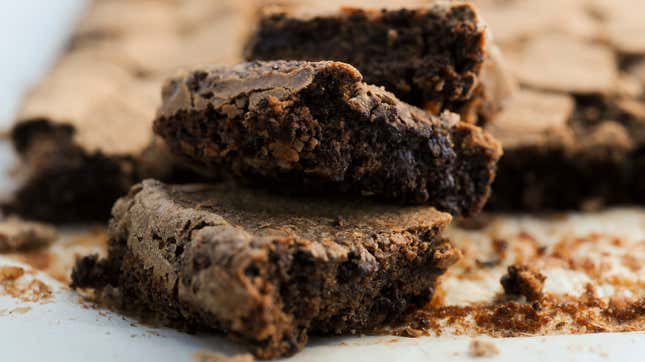 Image for article titled A blind taste test to determine the best boxed brownie mix